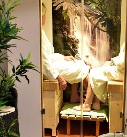 فندق Zum See Garni