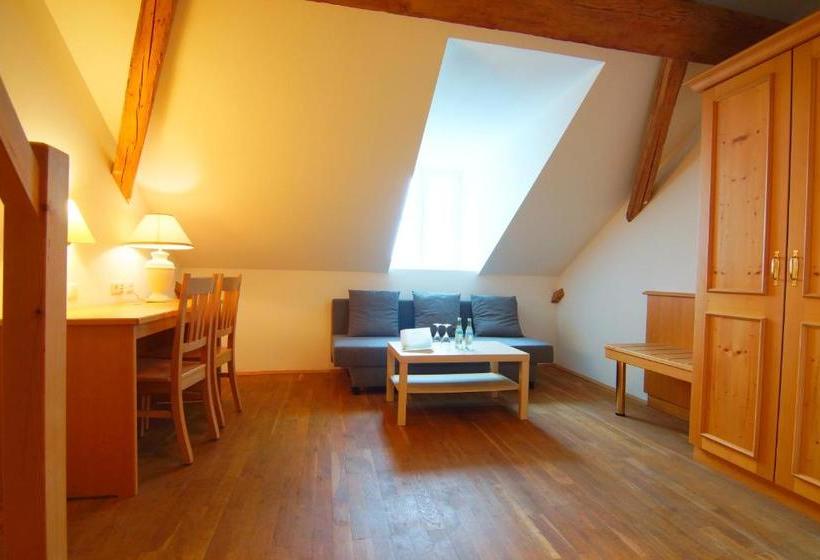 Landhotel & Gasthof Baiernrain