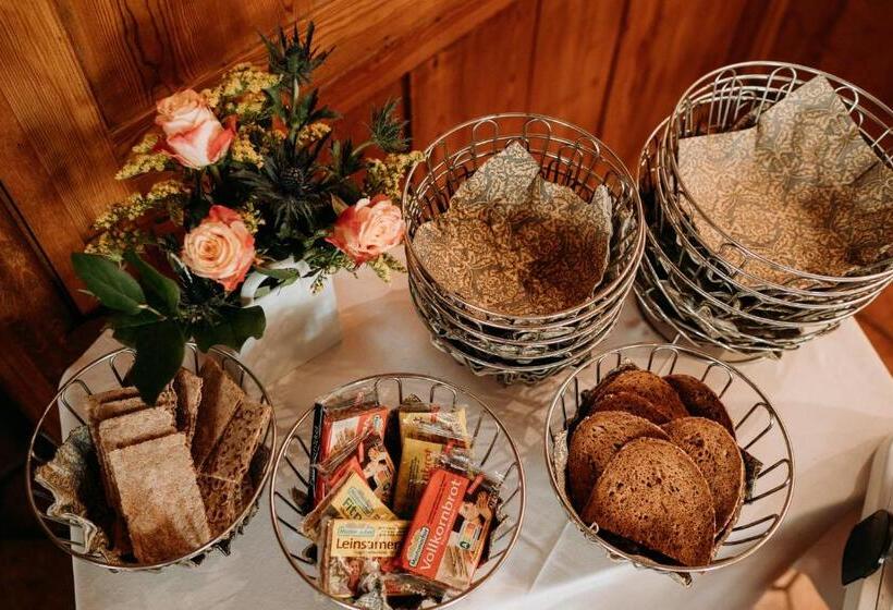 פנסיון Fränkischer Gasthof Hotel Zum Koppen