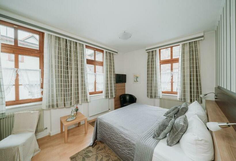 פנסיון Fränkischer Gasthof Hotel Zum Koppen