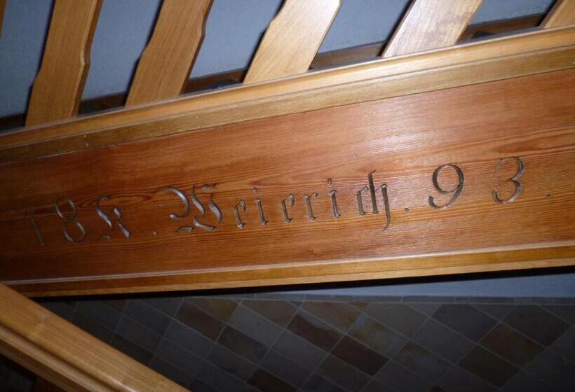 بنسيون Garni Zum Hirschen