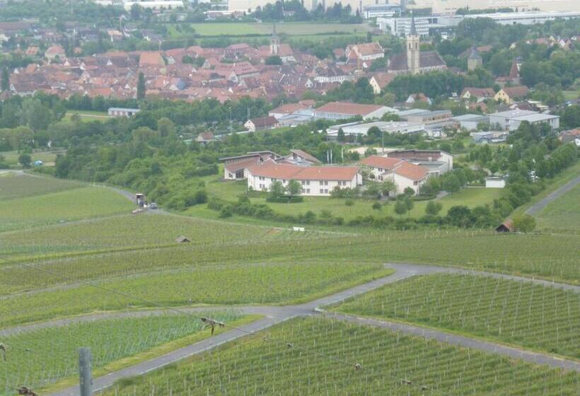 بنسيون Garni Zum Hirschen