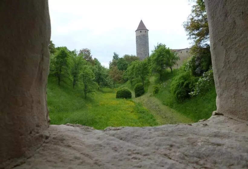 Пансион Garni Zum Hirschen