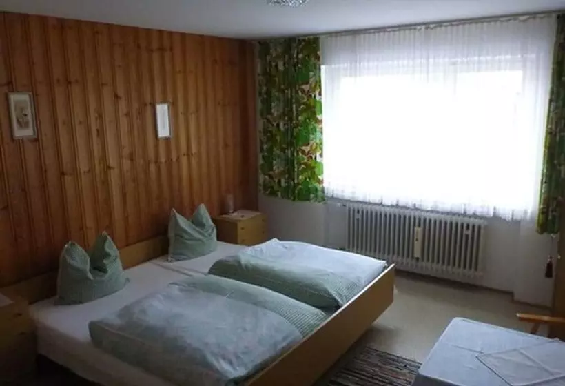 ペンション Gästehaus Hofer