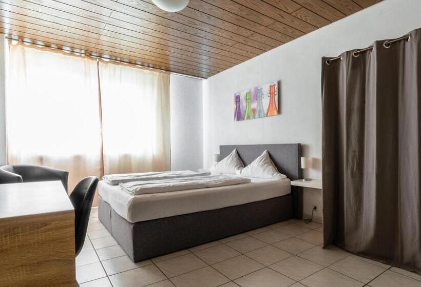 פנסיון Landgasthaus Sockenbacher Hof