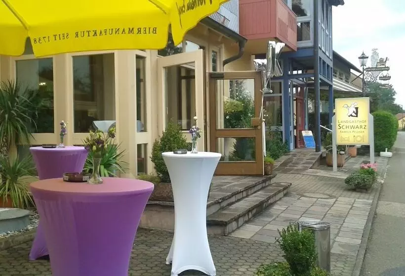 펜션 Landgasthof Schwarz