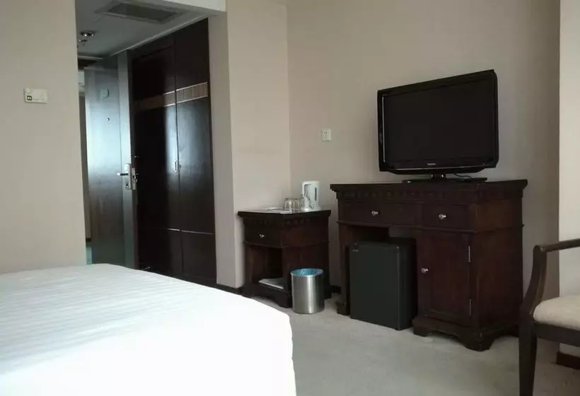 Отель Grand Holiday