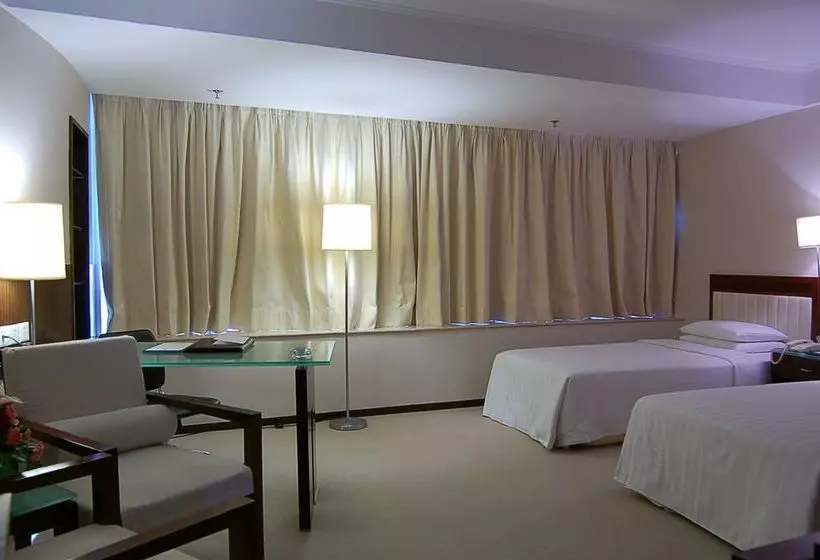 Отель Grand Holiday