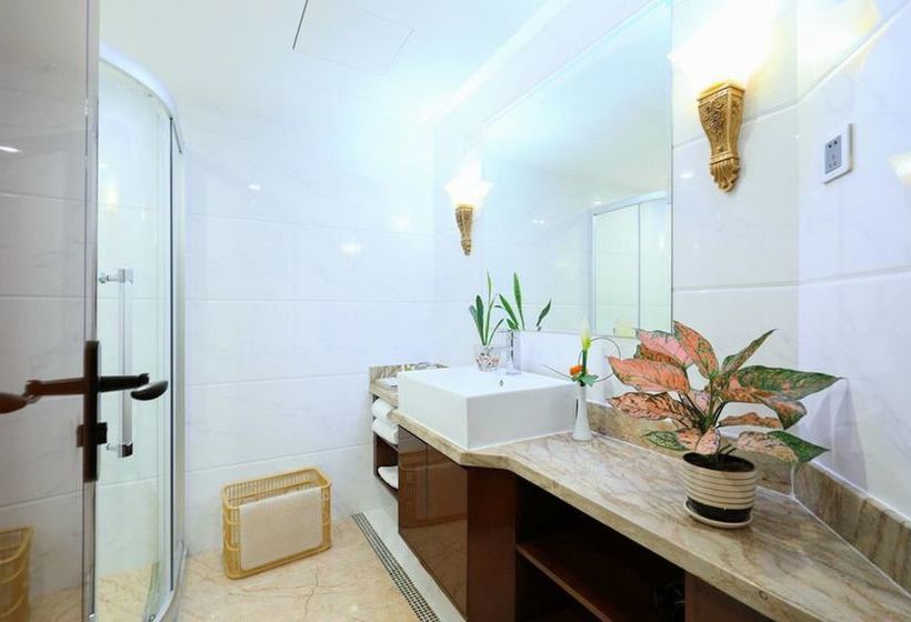 호텔 Grand Holiday