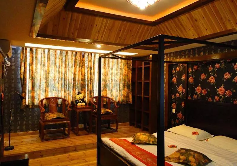 Mount Emei Teddy Bear Hotel玩具熊酒店