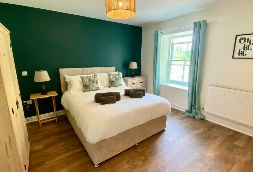 Holyland House   Greenacres Estates