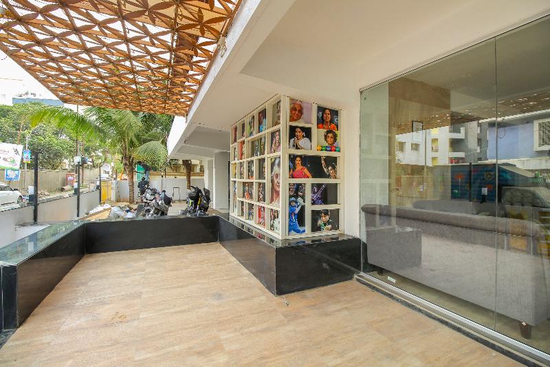 ホテル Collection O 50322 Zeal College Chowk