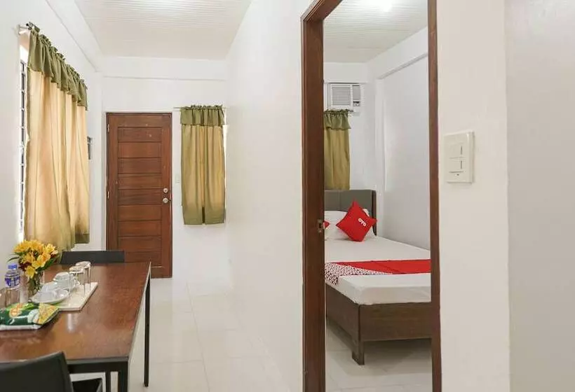 ホテル Jade Apartelle By Oyo Rooms