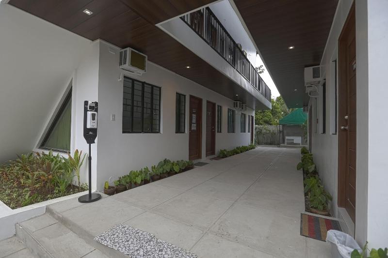 Hotel Jade Apartelle By Oyo Rooms