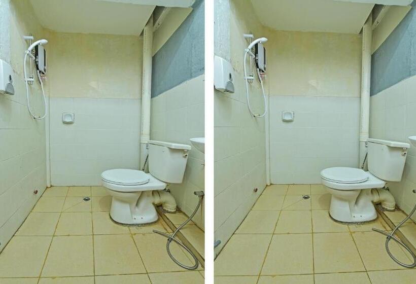 ホテル Oyo 43933 Ferringhi Stay Iinn