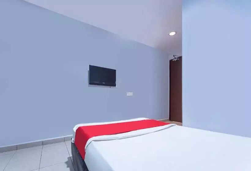 هتل Oyo 90254 D Anugerah