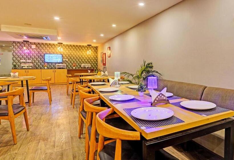 בית מלון כפרי Oyo Townhouse 141 Sector 14 Old Gurgaon