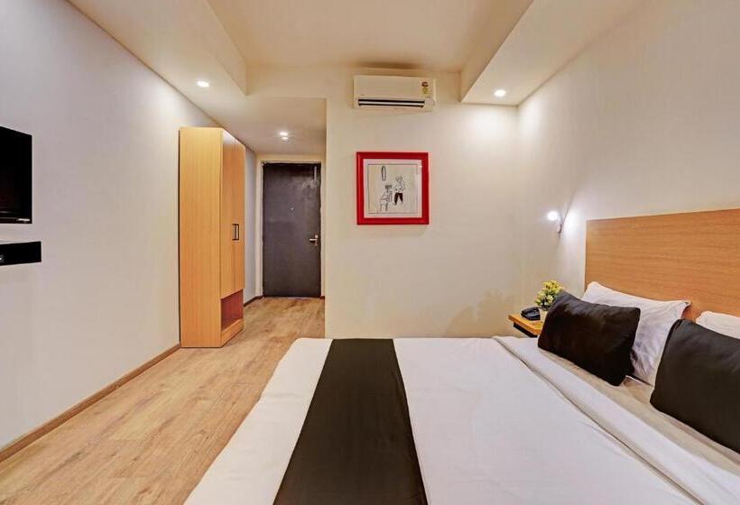 בית מלון כפרי Oyo Townhouse 141 Sector 14 Old Gurgaon