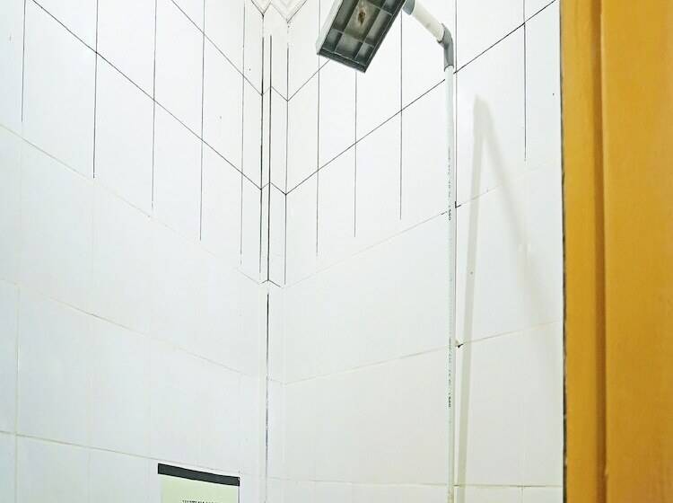 Отель Rd Premium By Oyo Rooms