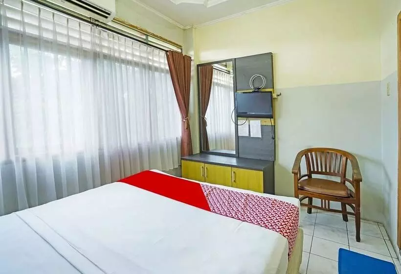 ホテル Rd Premium By Oyo Rooms