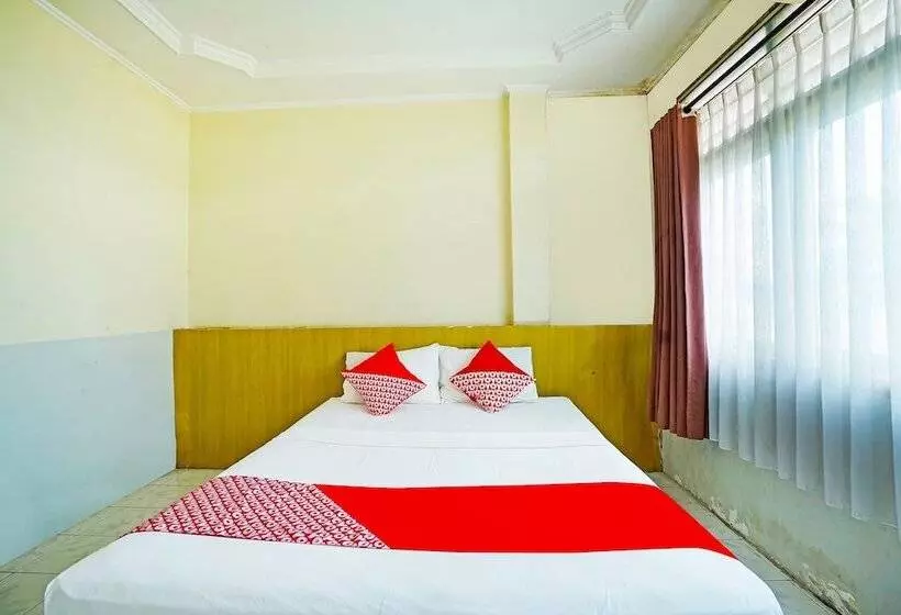 ホテル Rd Premium By Oyo Rooms
