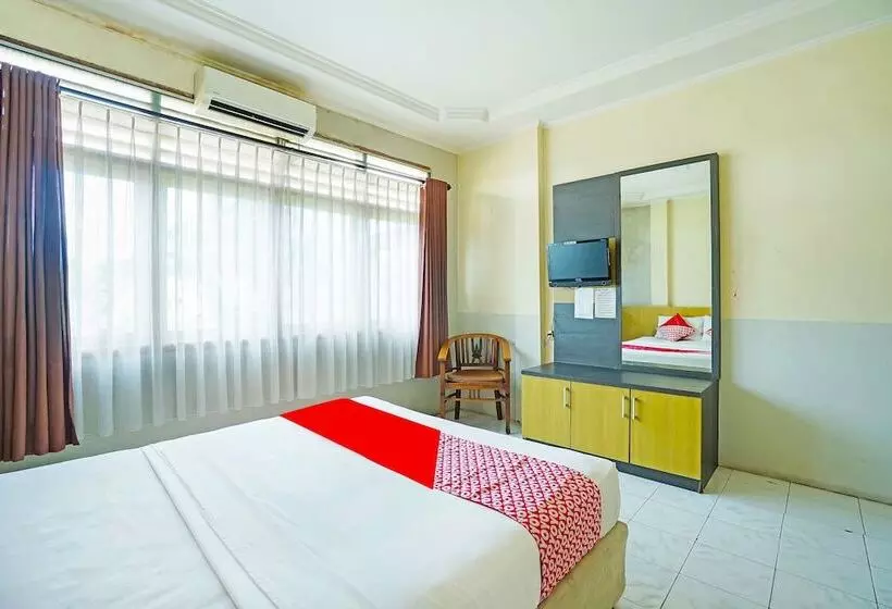 ホテル Rd Premium By Oyo Rooms