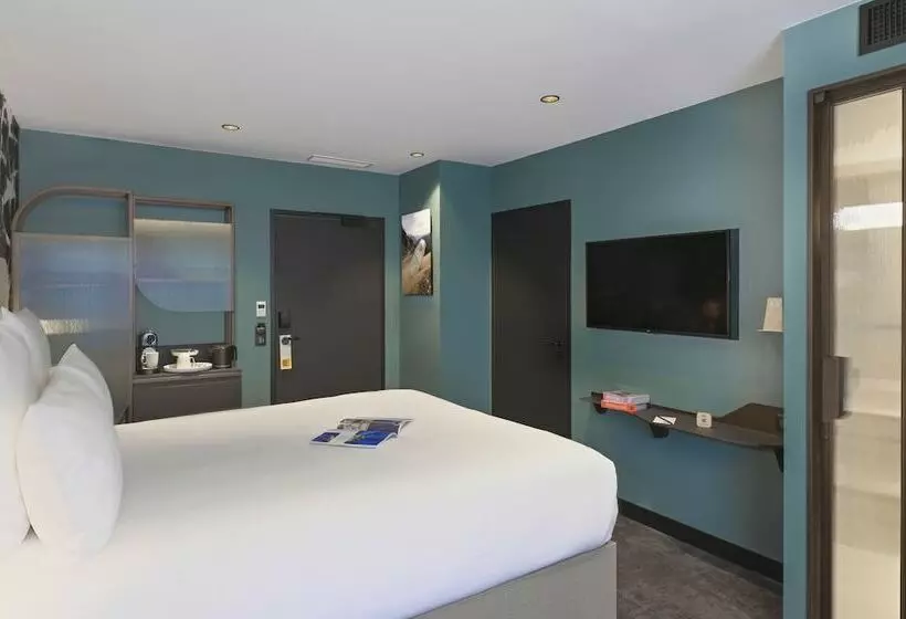 ホテル Tribe Paris La Defense Esplanade