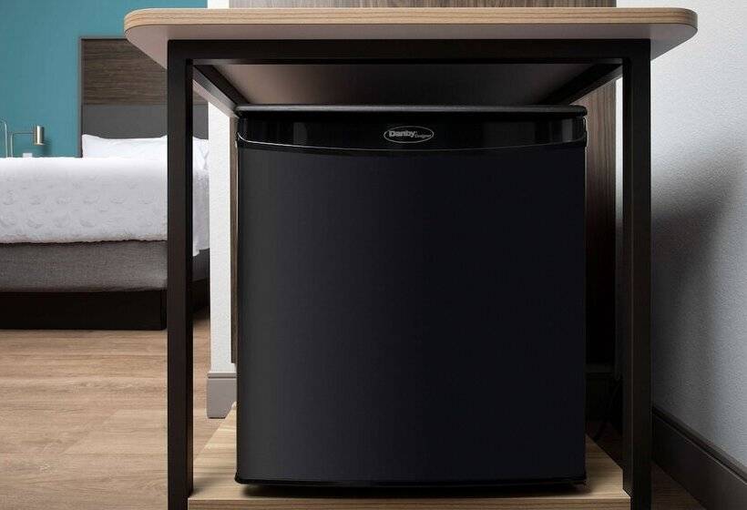 בית מלון כפרי Tru By Hilton Miami West Brickell