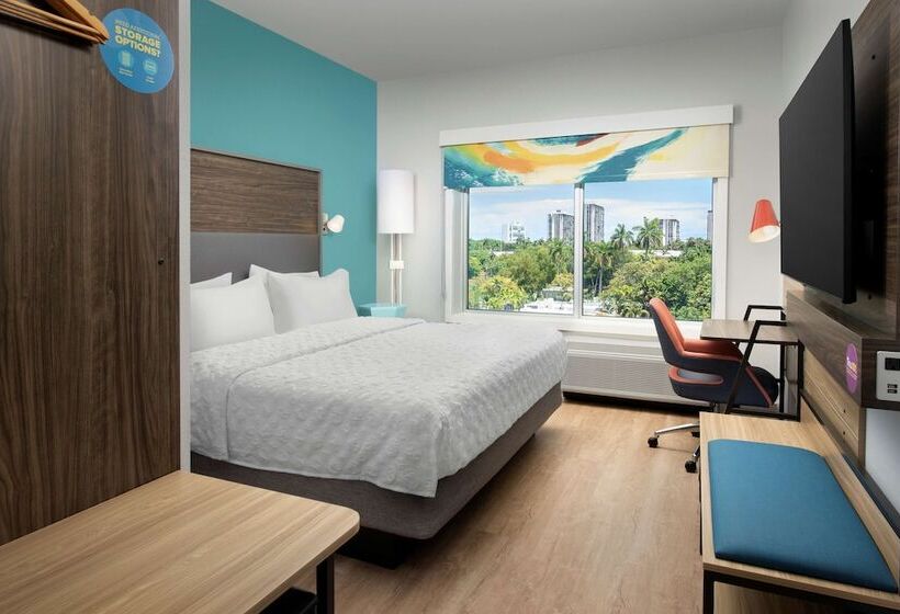 בית מלון כפרי Tru By Hilton Miami West Brickell