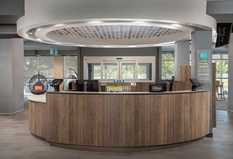 בית מלון כפרי Tru By Hilton Miami West Brickell