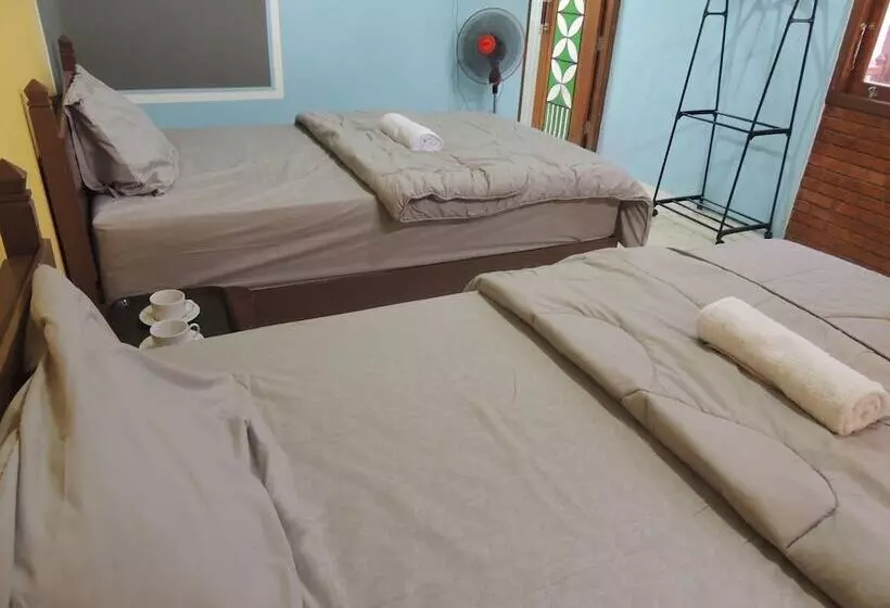 Majatalo Penginapan Wardi Syariah Borobudur By Ndalem Beong