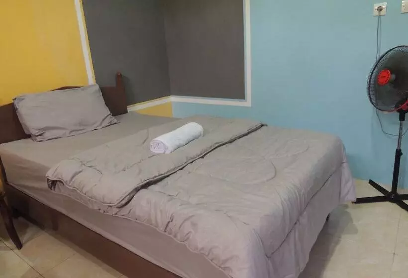 Majatalo Penginapan Wardi Syariah Borobudur By Ndalem Beong