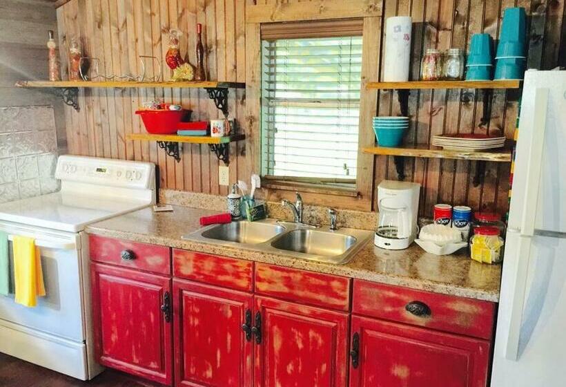 8th St. Cowboy Haus I Biker Friendly I River