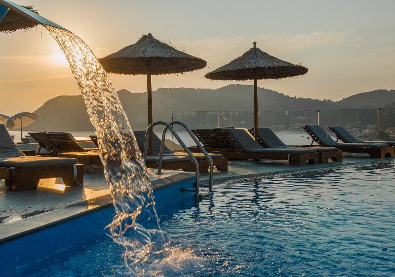 فندق Brilliant Resort