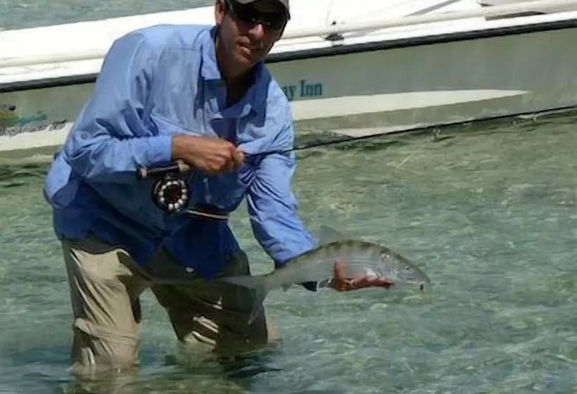 هتل Chester S Highway Inn Bone Fish Lodge