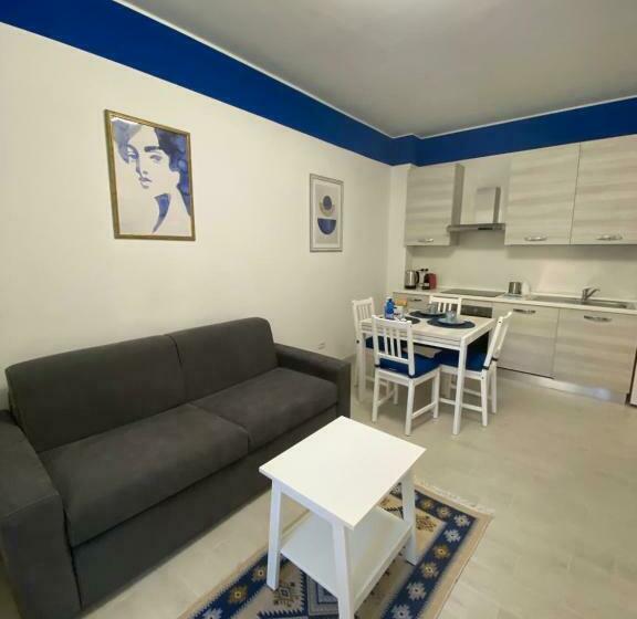 Lady Indigo San Siro