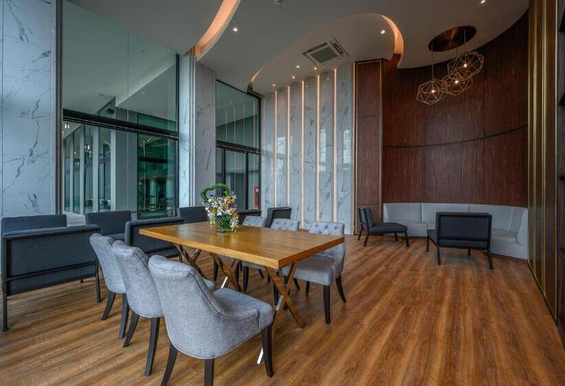 Mida Grande Resort Phuket