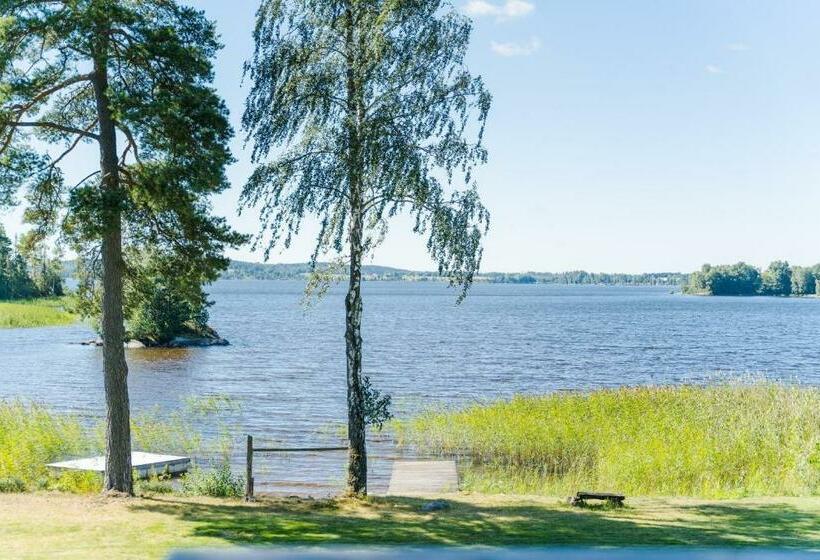 Nice Cottage With A Panoramic View Of Lake Ylen