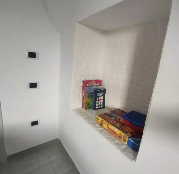 40 S Suite