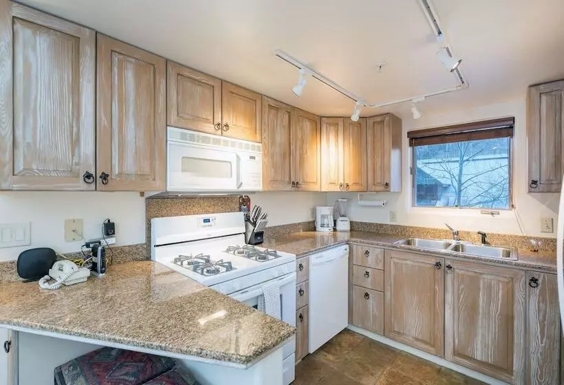 Double Diamond 23 By Avantstay Close To Town The Slopes