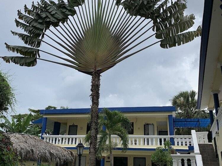 هتل Sana El Jardin Secreto