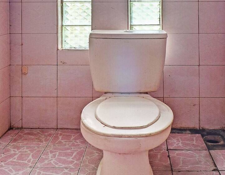 Otel Spot On 91478 Wisma Aura Syariah