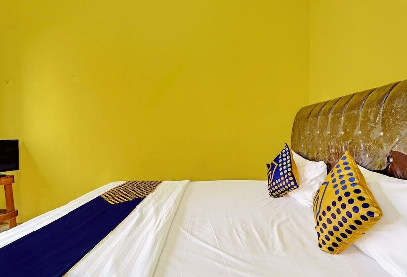 Otel Spot On 91478 Wisma Aura Syariah