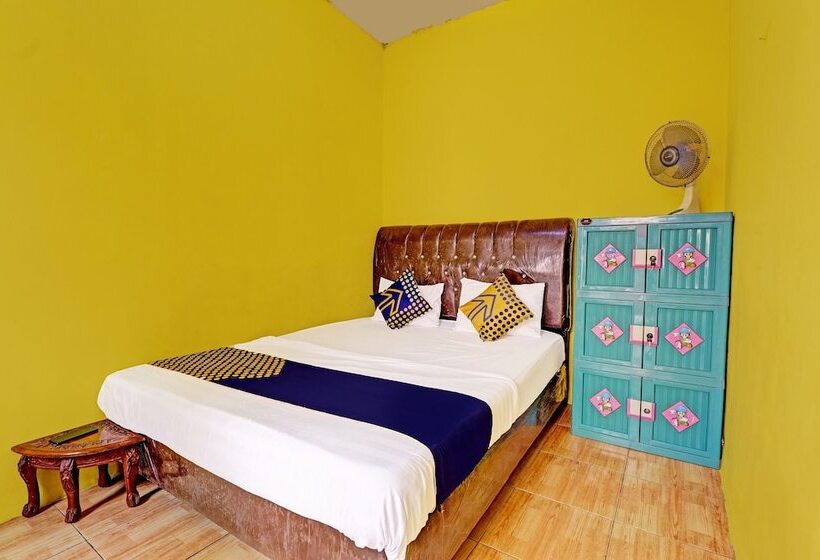 Otel Spot On 91478 Wisma Aura Syariah