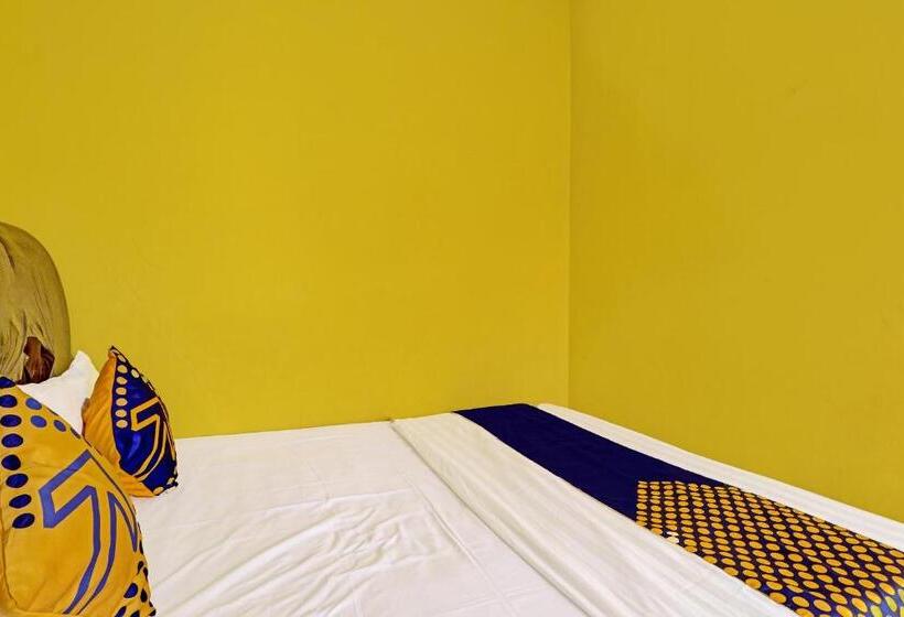 Otel Spot On 91478 Wisma Aura Syariah