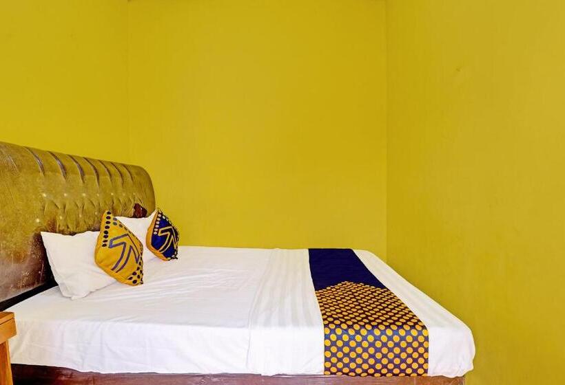 Otel Spot On 91478 Wisma Aura Syariah