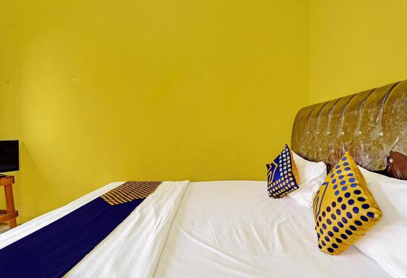 Otel Spot On 91478 Wisma Aura Syariah