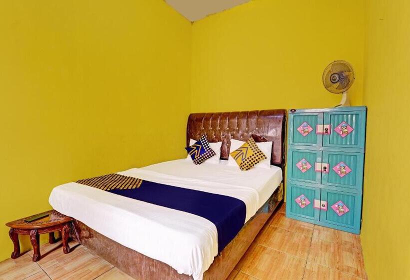 Otel Spot On 91478 Wisma Aura Syariah