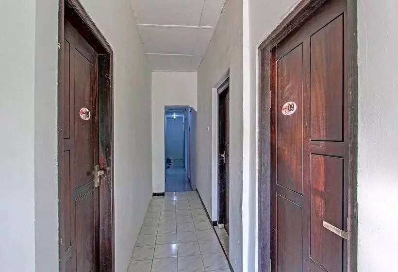 Hotel Spot On 91521 Mayong Guesthouse