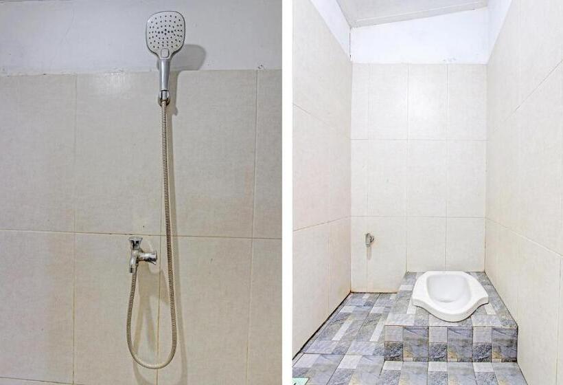 Hotel Spot On 91521 Mayong Guesthouse